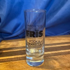 Fris shot glass